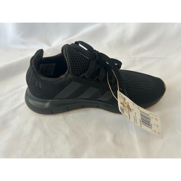 NWT adidas Kids' Swift Run 1.0 Running Shoes Black Sneakers Size 1.5 Boys - Picture 4 of 5